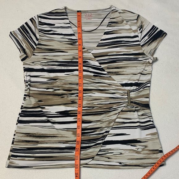 V-neck Blouse Wrap Style w/Buckle 📢5 for $20 - Picture 7 of 8